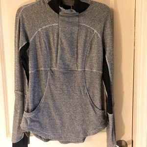 Lululemon Pullover size 8
